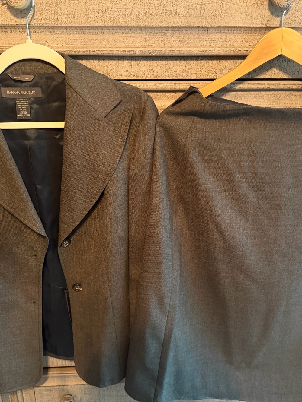 Banana Republic Made in Italy Wool Skirt Suit Set blazer 12 skirt 10